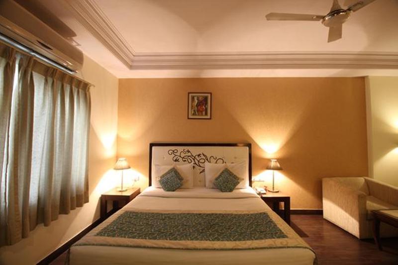 Hotel Waves, Delhi Airport Экстерьер фото