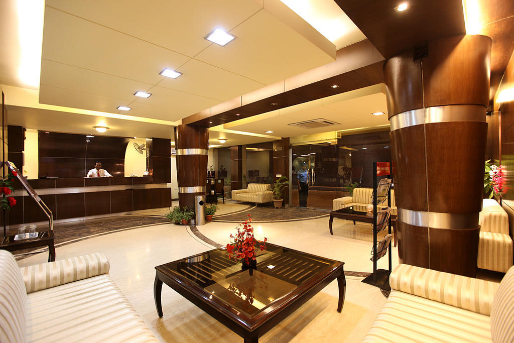 Hotel Waves, Delhi Airport Экстерьер фото