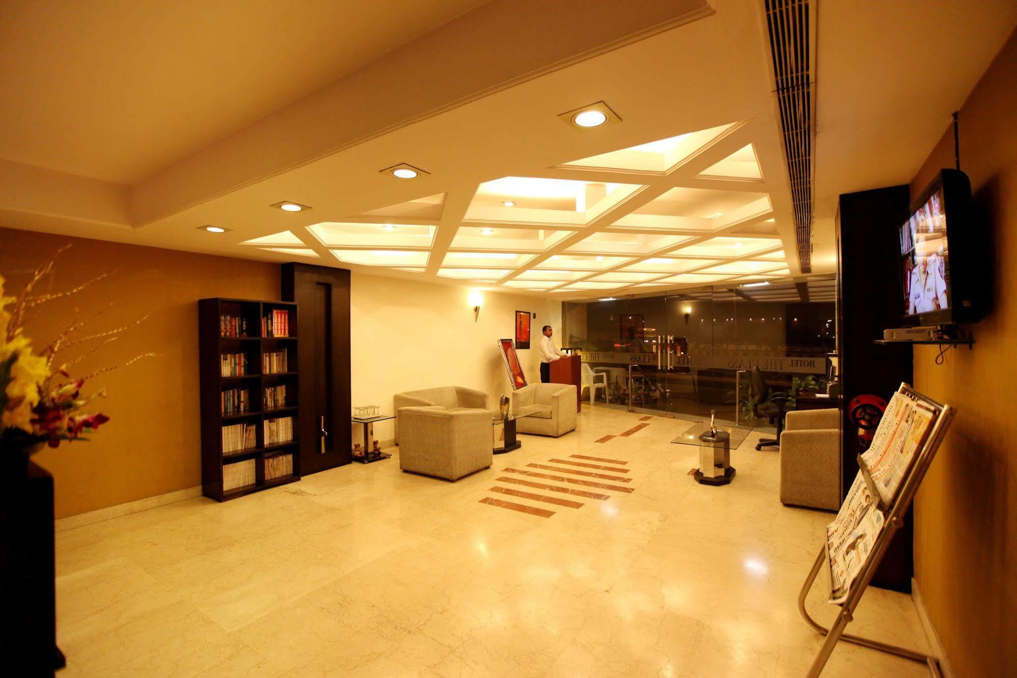 Hotel Waves, Delhi Airport Экстерьер фото